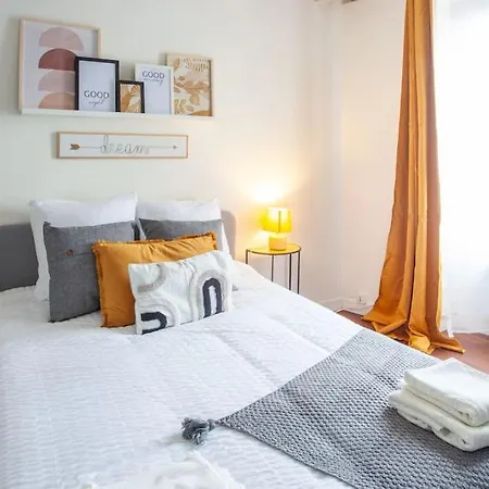 Josephine Cosy - Centre Ville-Pets Friendly - Home Cinema Netflix - Jardin Prive Rueil-Malmaison Extérieur photo