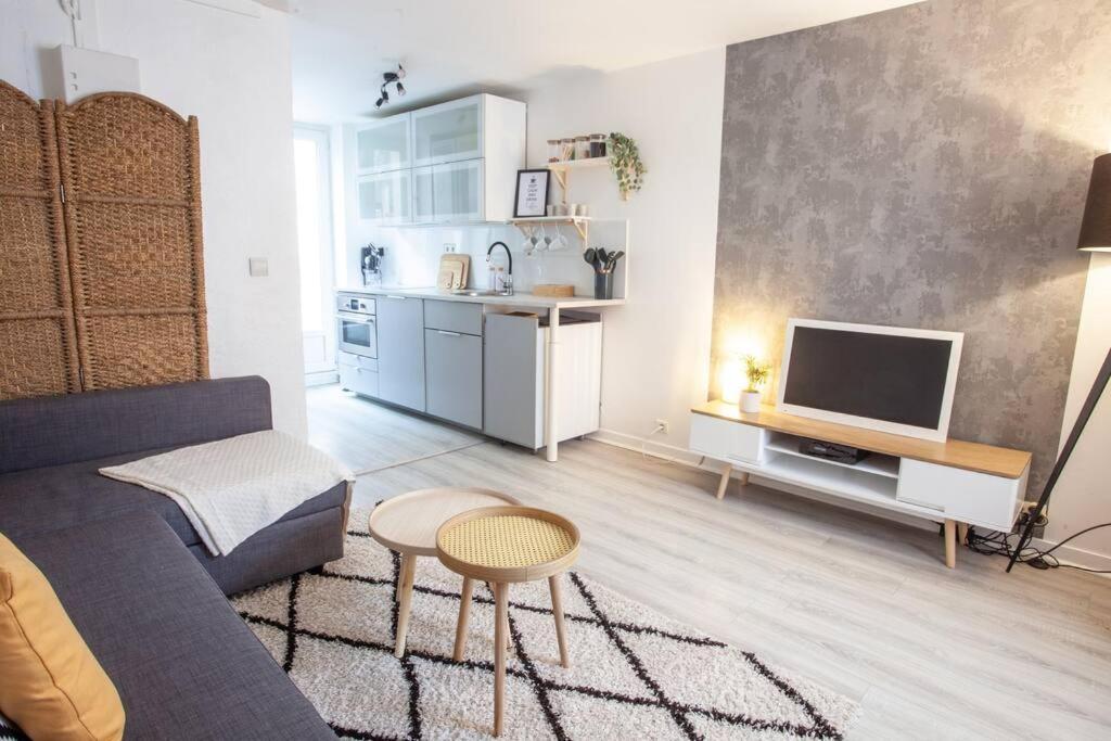 Appartement Josephine Cosy - Centre Ville-pets Friendly - Cinema Netflix - Jardin Prive Rueil-Malmaison